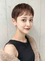 シオミエイチ タイムレス 垂水(shiomi H timeless)&nbsp;やわらかな抜け感で魅せる大人のセシルカット