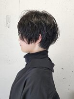 ストレータ バイ マリオ(Strata by mario)&nbsp;黒髪×ニュアンスパーマのハンサムショート