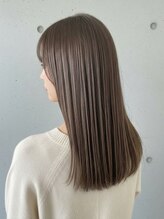 シュガー(Sugar)&nbsp;うるツヤ髪質改善◎レイヤーカット×ベージュ/小顔効果