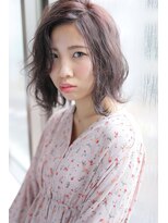 ソーホー ニューヨーク シズオカ(SOHO newyork SHIZUOKA)&nbsp;ラフな無造作ウェーブが大人かわいいミディ