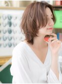 センターパートくせ毛風前下がりボブウルフa戸頭20代30代40代!