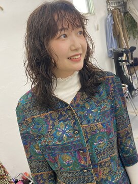 フィン(fin,) fin,/くびれヘア/似合わせカット/デザインカラー/ツートンカラー