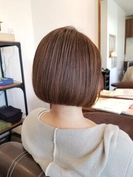 せき美容室 ベーシックボブ　(前下がりライン)