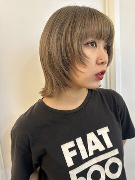 ウルフカット顔周りカット顔周りレイヤーレイヤーカット