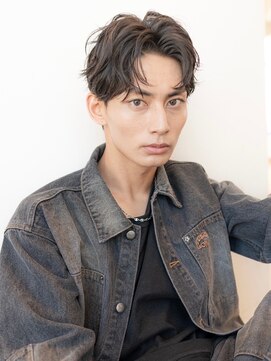 イオ 本厚木(io) センターパート波巻きスパイラルパーマメンズカットモテ髪