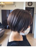 ショートボブ