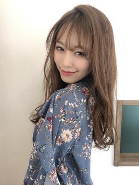 ラナ カスガイ(Lana KASUGAI) 黒髪/ボブルフ/ネビージュ/小顔/ワンレン/春日井/髪質改善/前髪