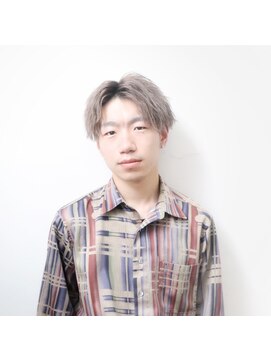 グリードヘア(GREED HAIR) センターパート×ハイトーン