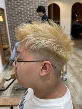 ピークスヘア(peaks hair) ブロンド/ハイトーンメンズ/ダブルカラー/ブリーチ/堀江