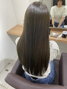 アトレ(attrait) オリーブたっぷりオリーブベージュ