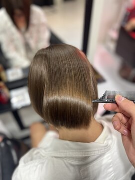 ボンズサロン(BONDZSALON) 資生堂サブリミック髪質改善トリートメント【麻布十番,六本木】