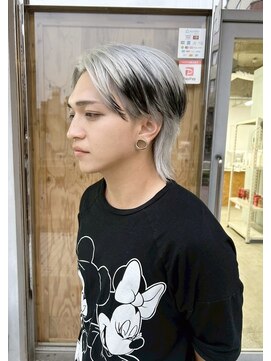 イン(in.) ハイトーンメンズ/アクセントカラー/ウルフカット