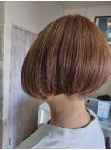 前下がりショートボブ