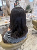 フゥカ 売市店(fuka)&nbsp;透明感たっぷりオリーブグレージュ 八戸