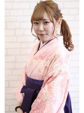 ヘアメイク アヴァロン 橋本店(HAIR MAKE Avalon) 【Avalon橋本】編み込みツインテール［橋本/橋本駅］