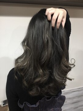 ヘッド トゥ ヘッド(head to head) 大人めグラデ☆☆