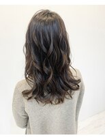 レア(Le'a)&nbsp;巻きおろし