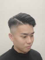 ヘアサロン シュウ 【戸田公園5分/メンズバーバー】フェードサイドパートスタイル