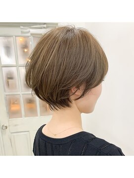 アリュウル 表参道(ALLURE) 【ショートだけどボブのような】【水越】