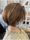 ショートレイヤーワンカールボブ_カーキグレージュシアカラー_77