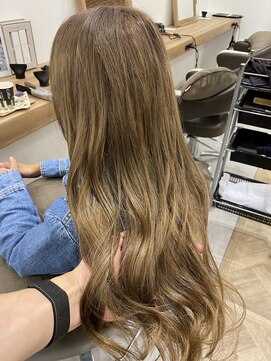 アーク(ARK from INFINI) ♪コグチヒカル♪艶ミルクティーベージュ　ハイトーン