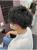 メンズマッシュウルフアッシュブラックパーマベリーショート