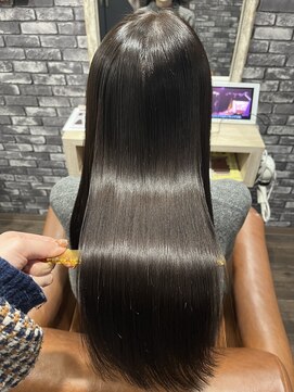 リリー シンジュク(Lilly) 【Lilly新宿】#髪質改善# 高濃度水素×次世代抗酸化TR