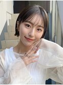 外ハネ切りっぱなしボブ