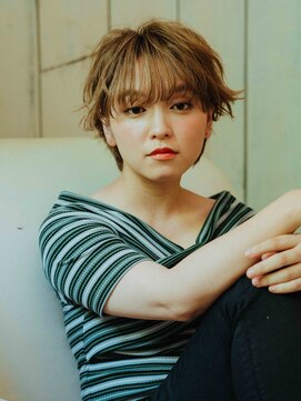 アマリス(Amaris) ふんわりショート