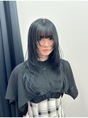 ブリーチなしブルーブラックレイヤーカットハッシュカットウルフ