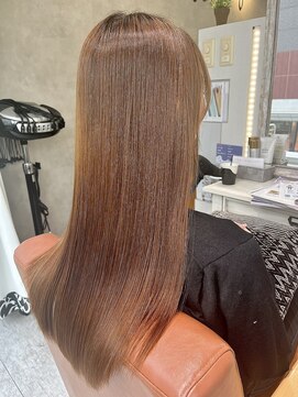 ハナビ(hanabi) 髪質改善　縮毛矯正　クリアベージュ　ツヤ髪