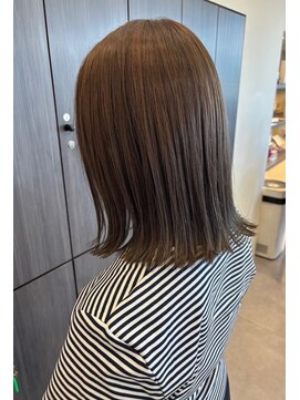 ボスクリエイション(BOSS CREATION) クールベージュ/切りっぱなしボブ