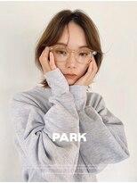 パーク(PARK)&nbsp;オリーブブラウンミディアムヘアレイヤー顔まわりレイヤー