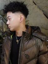 ノラ シブヤ(NORA)&nbsp;針金パーマフィンガーコイルローフェードテーパーフェードアフロ