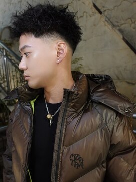 ノラ シブヤ(NORA) 針金パーマフィンガーコイルローフェードテーパーフェードアフロ