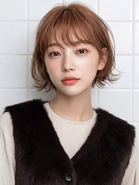 オンフ(ONFFO) ブラウンカラー 透明感カラー 顔周りカット ショートカット 20代