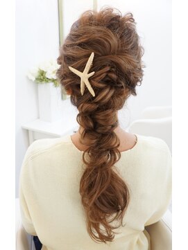 ヘアアンドメイクジップ恵比寿 (Hair＆Make ZIP) フワフワ編み下ろし　ヘアセット