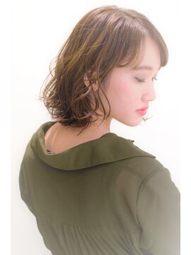 クラメール 黒崎コムシティ店(Kraemer) 小顔ふんわり無造作セミウェットセミディカール