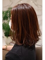 キャリ(CALI)&nbsp;ベージュASHのミディアムボブ CALI・田町・三田・美容室・CHIAKI