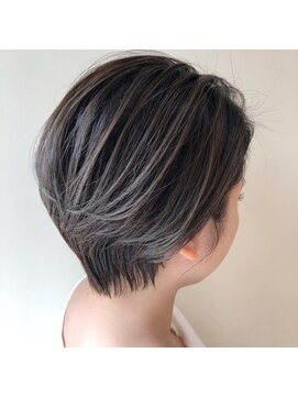 ファームヘアー(FARM hair) グレージュハンサムショート
