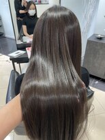 ラブクロムトーキョー オモテサンドウ(LOVECHROME OMOTESANDO)&nbsp;ツヤ髪ろんく　髪質改善　簡単スタイリング