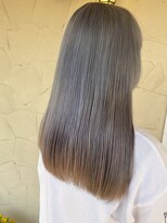 レジスタヘアーワークス (REGISTA hair works)&nbsp;ホワイトベージュ◎