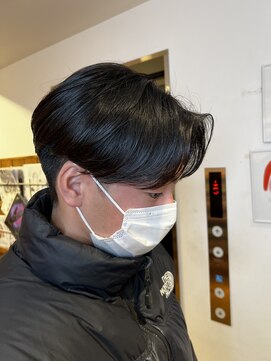 エクリ 麻布十番(equri) ニュアンスセンターパート