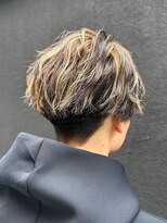 ラレイ ハラジュク(Lalei harajuku)&nbsp;【白石】ハイライト/デザインカラー/メンズカット/刈り上げ