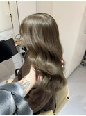 オリーブベージュ　マチルダボブインナーグレージュ前髪　