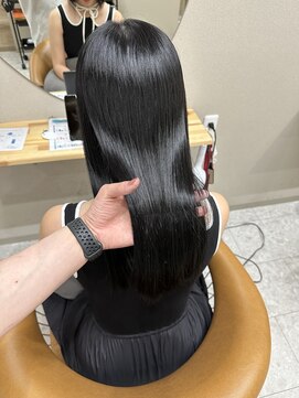 シカ 神戸三宮元町店(Cica) 神戸　三ノ宮　元町　髪質改善　 透明感カラー