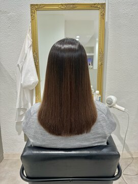 エマ(emma) ★ナチュラル縮毛矯正★レイヤー★