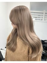 ヴィア(Via)&nbsp;20代30代ミルクティーベージュブラウンブリーチ髪質改善