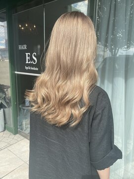 イーエス(E.S) ハイトーンベージュ