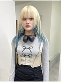 レイヤーカット　ブロンド　インナーカラー